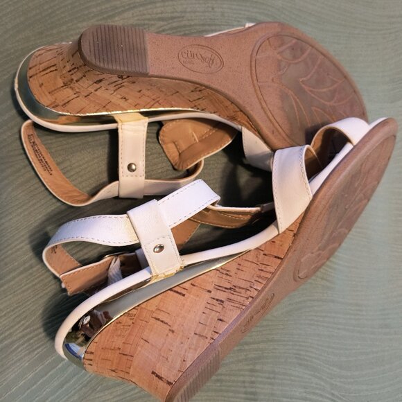 White Eurosoft sandals by Sofft, size 8 1/2 - Picture 4 of 8